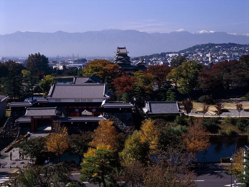 松本城イメージ　秋