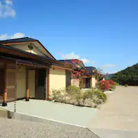 ภายนอกที่พัก