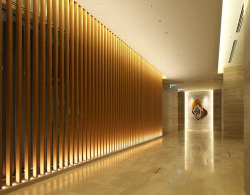 【15F】フロント、ロビーへのアプローチ