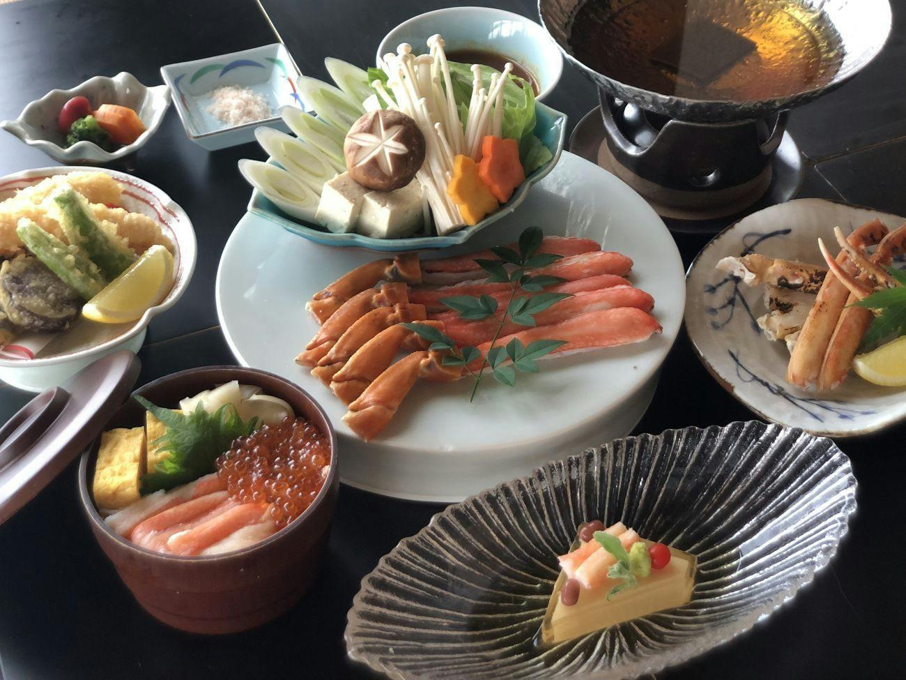 【早割90】期間限定｜南国沖縄で味わう北海の美食「蟹づくし御膳」｜焼蟹・蟹しゃぶ・蟹天ぷら／夕朝食付
