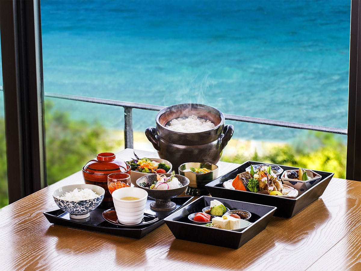 Umi no Ryotei Okinawa Nakama Villa