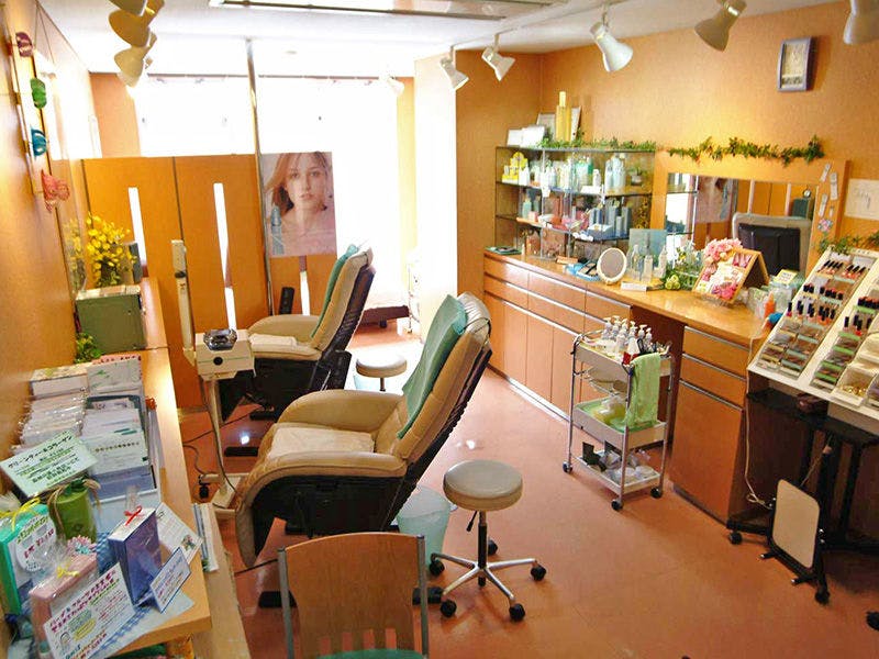 美容院「素肌美庵」