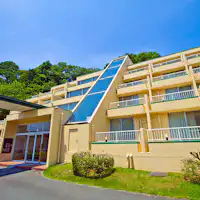 所有客房均設有南翼陽台。