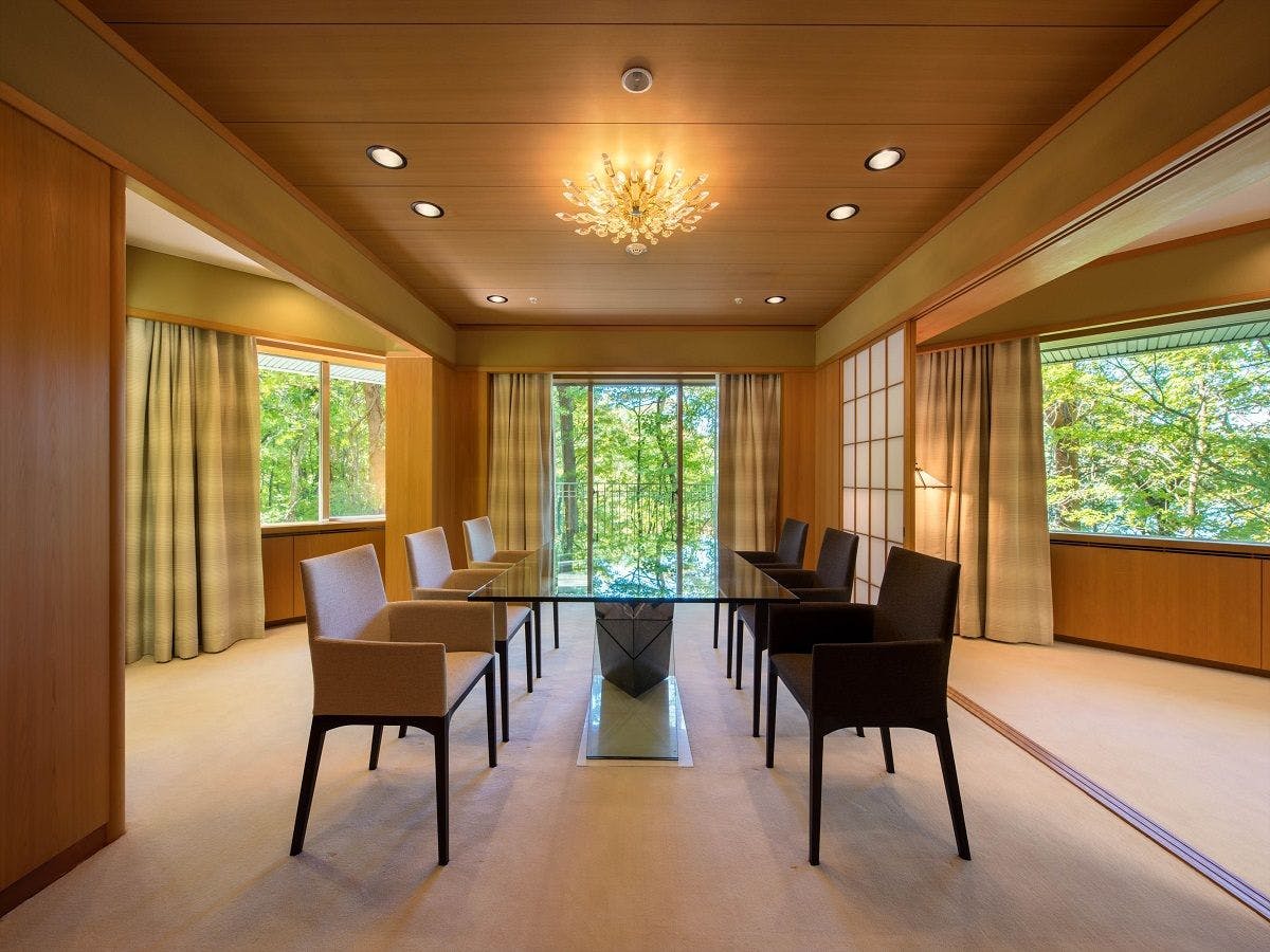 裏磐梯レイクリゾート　迎賓館 猫魔離宮