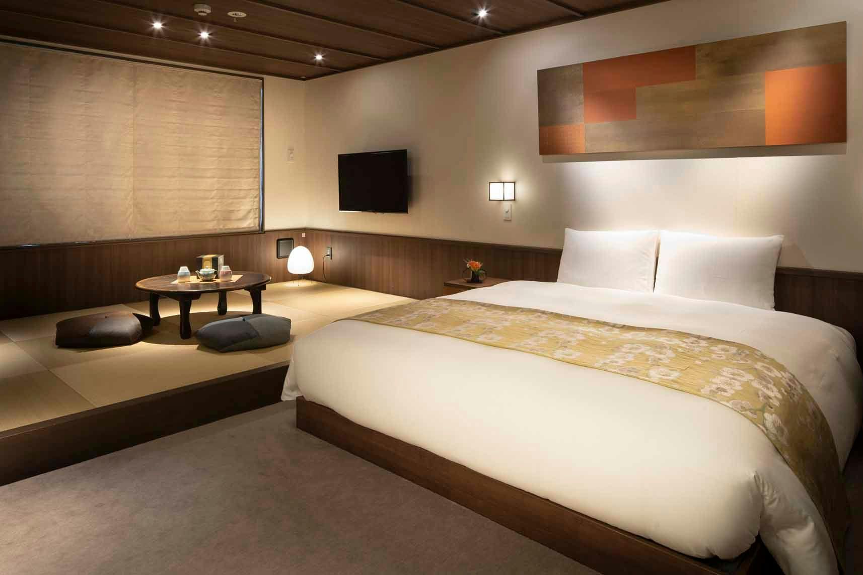 ＴＨＥ　ＪＵＮＥＩ　ＨＯＴＥＬ　京都御所西