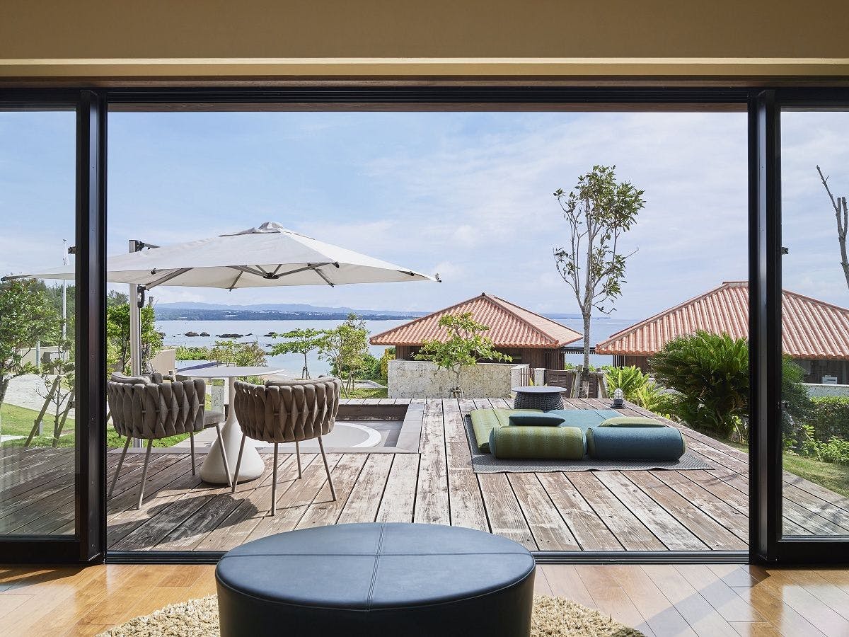 丸琉市 THE HIRAMATSU HOTELS & RESORTS 宜野座 - 【スタンダード】朝日と風と