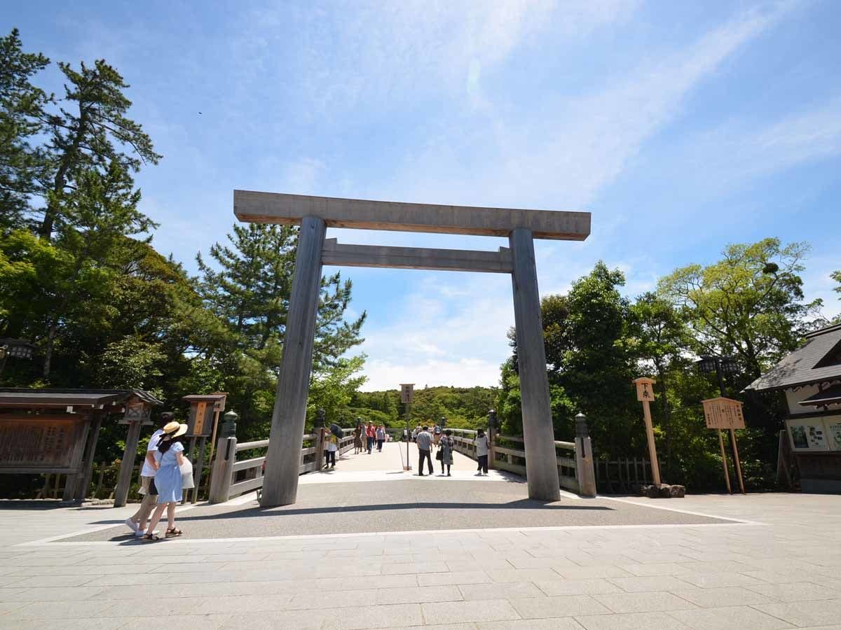 *【Kuil Ise (contoh)】