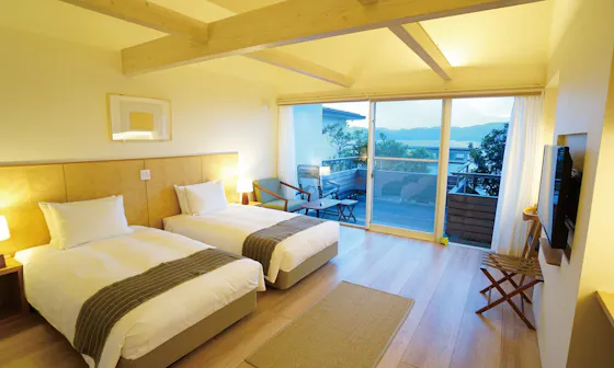 MIRU AMAMI 奄美大島 山坡別墅