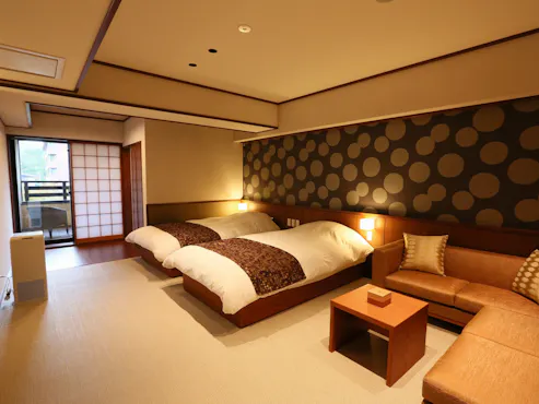 Triple 43㎡ / Bebas Rokok