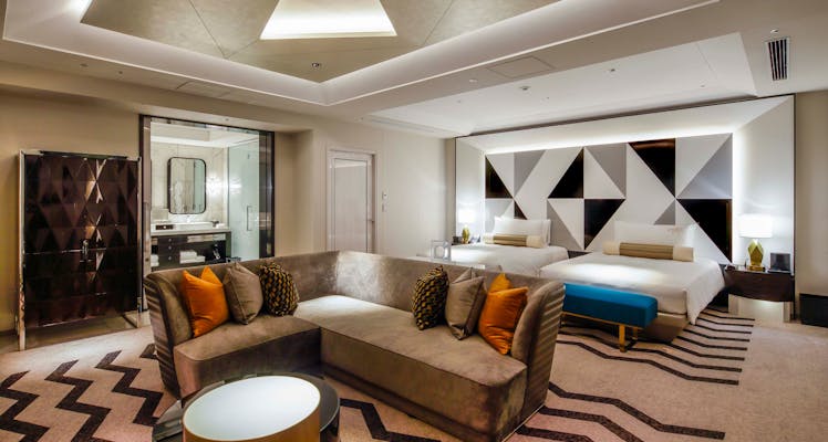 南関東 東京以外 スイートルームが人気のホテル 東京ディズニーリゾート ホテル カレンダー 選 宿泊予約は 一休 Com 南関東 東京以外 スイートルームが人気のホテル 東京ディズニーリゾート ホテル カレンダー 選 宿泊予約は 一休 Com