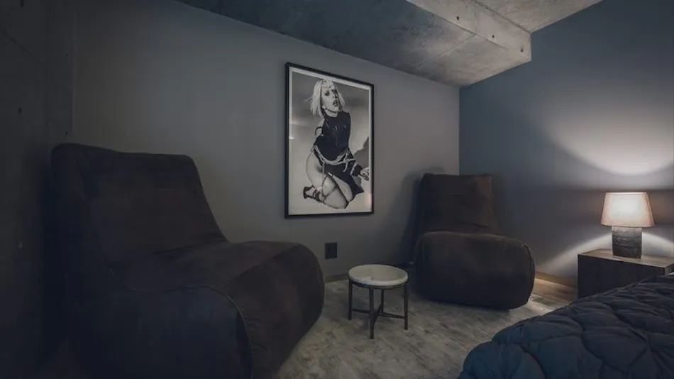 Node Hotel