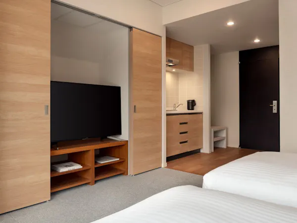 *Studio Room