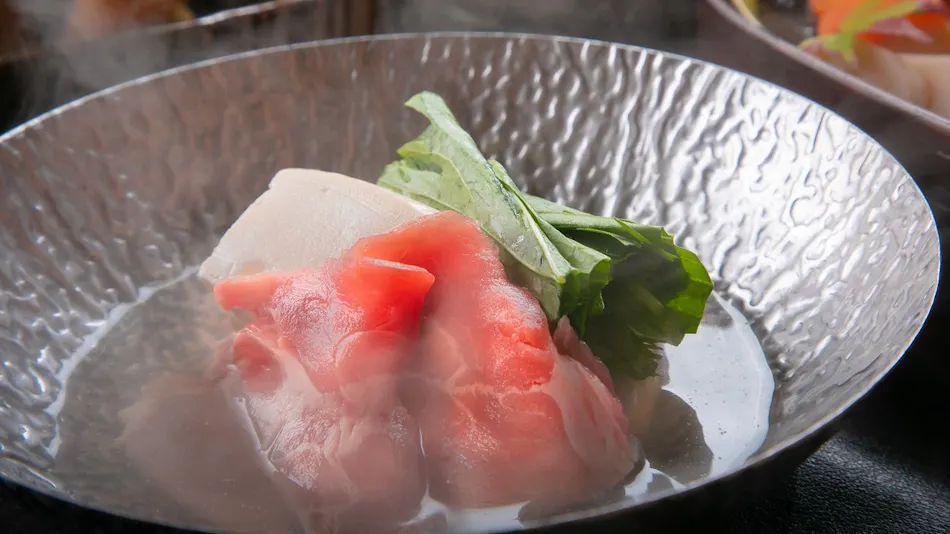 Yufuin Bettei Kazenomori: An Annex Inn with Natural Hot Spring Flow