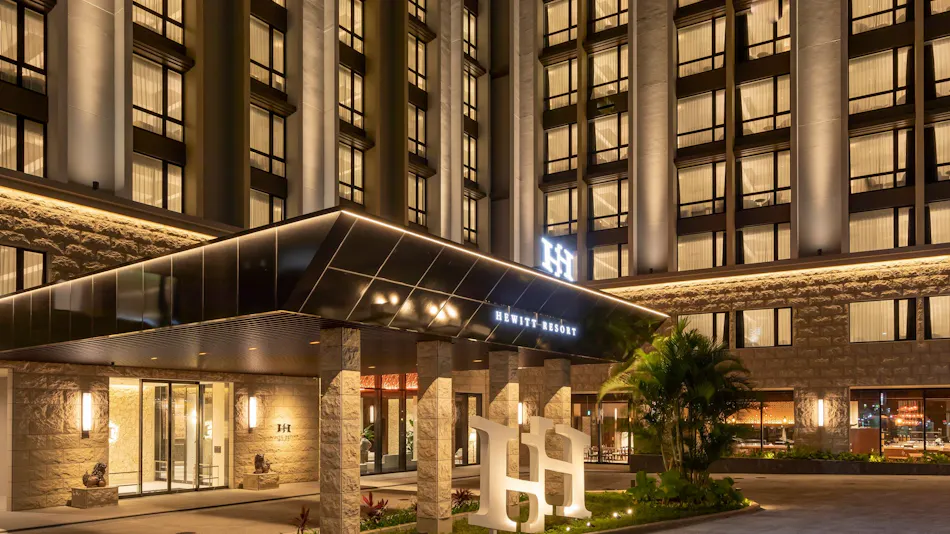 Hewitt Resort Naha