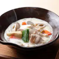 อาหารญี่ปุ่นที่ใช้วัตถุดิบท้องถิ่นและวัตถุดิบตามฤดูกาล