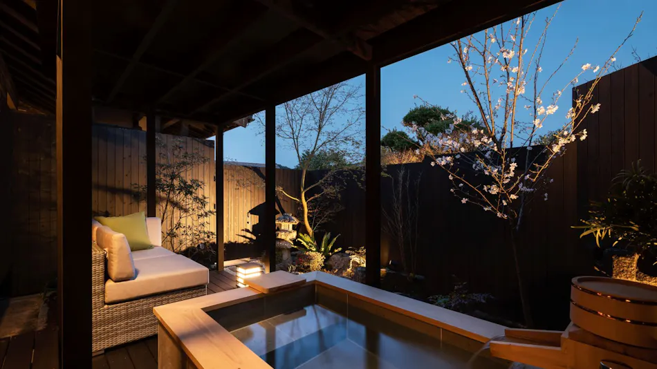 Nazuna Obi Castle Town Onsen