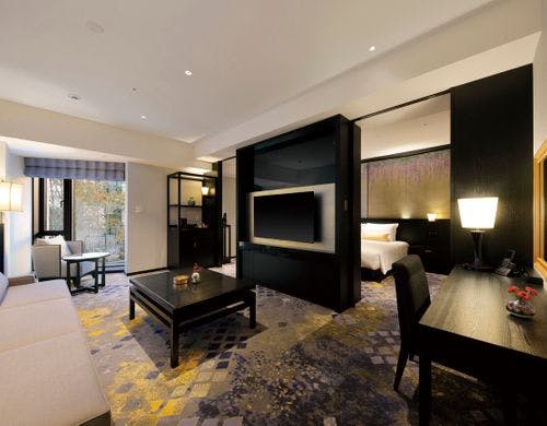 【スイートルーム（客室一例）】