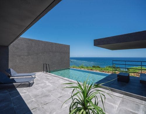 客室テラス・プール