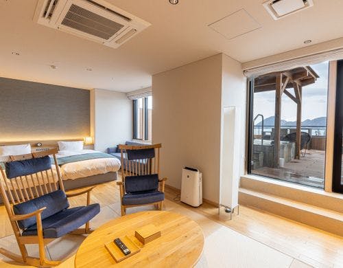 【湖側】温泉露天風呂付和洋室｜西館