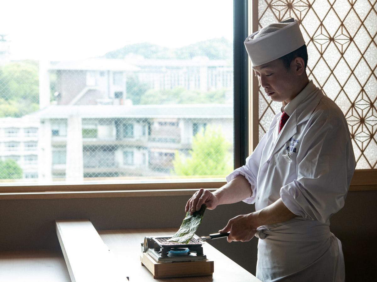 有馬温泉　四季の彩　旅篭　客前料理と全室金泉露天付の湯籠り宿