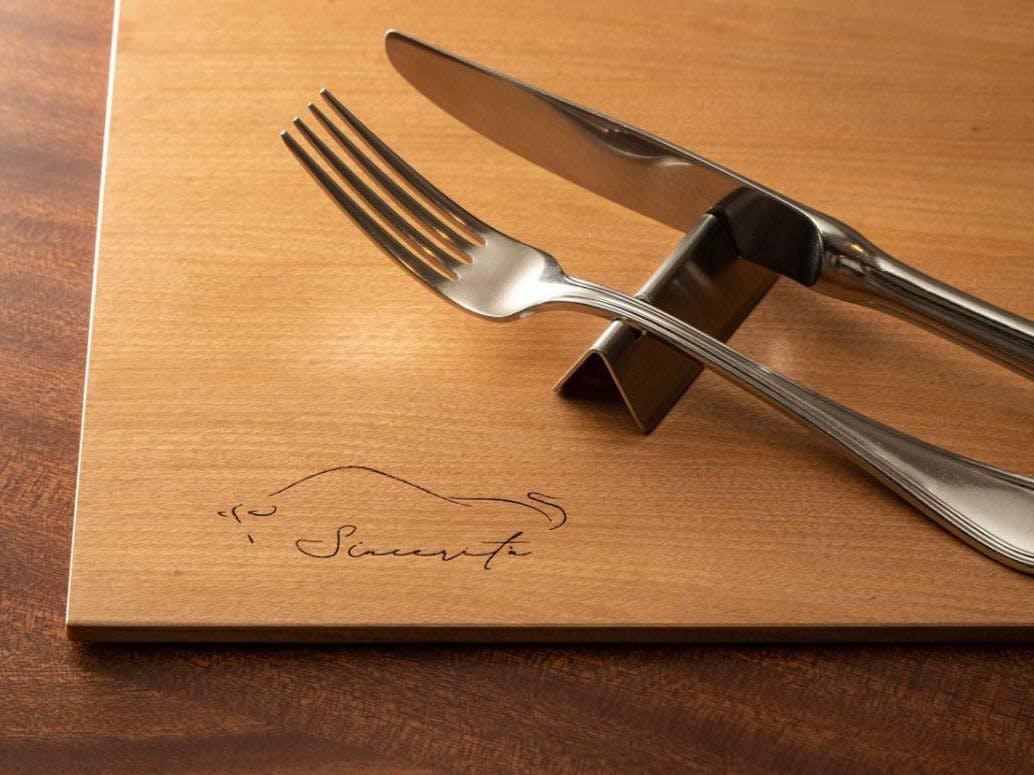 ร้านอาหาร "Stanza della SINCERITA"