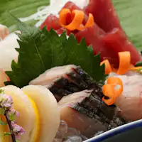 ซาชิมิปลาท้องถิ่น