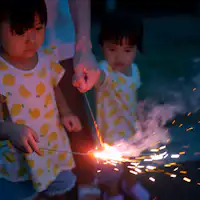 手持ち花火子供※イメージ