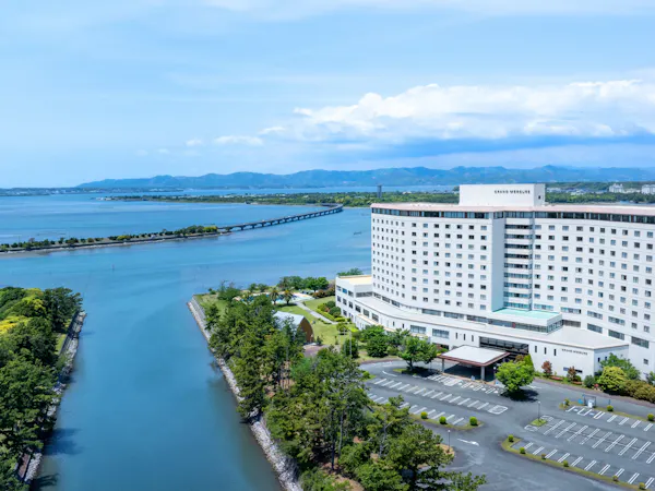 【เฉพาะชำระด้วยบัตร/ส่วนลดจองล่วงหน้า 60 วัน】พักผ่อนสบาย ๆ ริมทะเลสาบฮามานะ ด้วยการจองล่วงหน้า (ไม่รวมอาหาร)