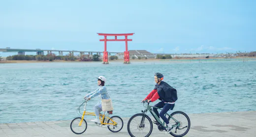 เช็คอินผ่าน JR โทไค “Hamana Lake Cycling” / ออลอินคลูซีฟ (เวลาและสถานที่รับประทานอาหารเย็นขึ้นอยู่กับทางที่พักกำหนด)