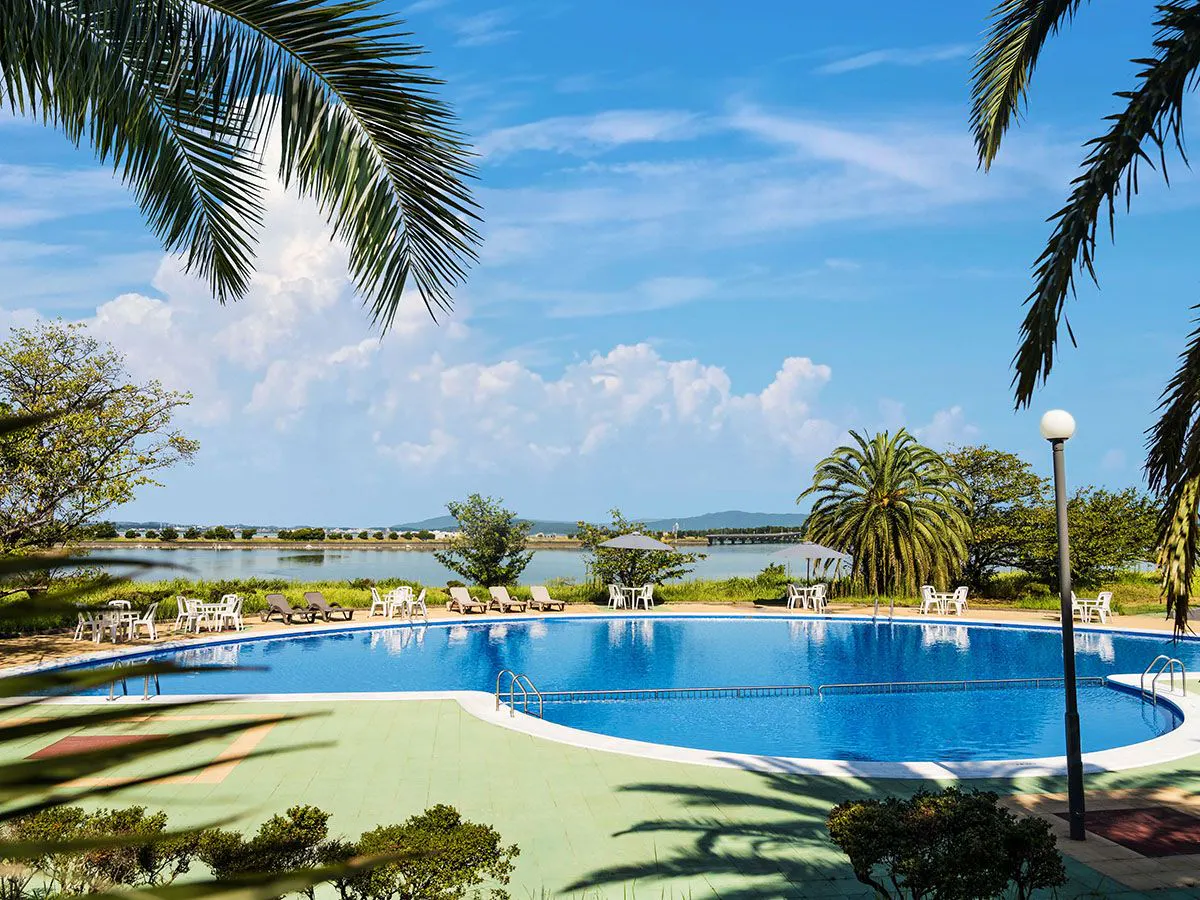 【Musim Panas Saja】Kolam Renang Taman