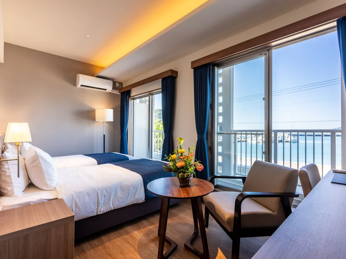 アカバナ リビングルーム