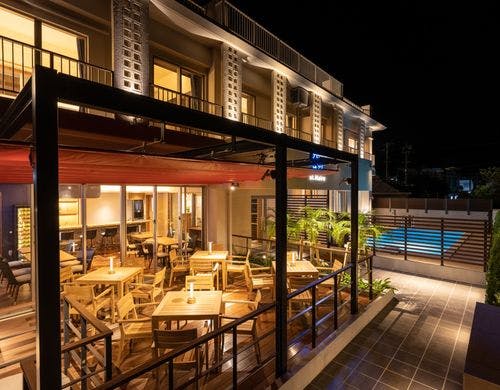 外観　テラス席