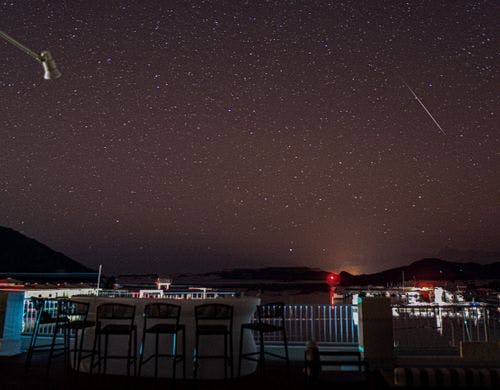 屋上テラスから星空観察