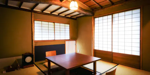 山荘 無量塔