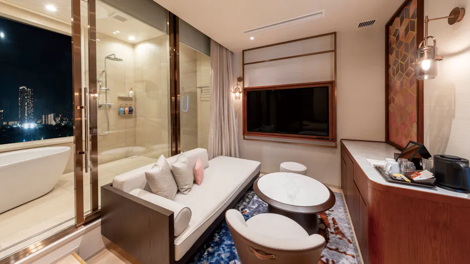 Hotel Springs Makuhari Premier