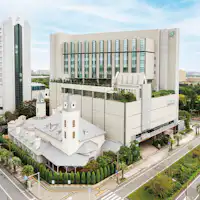 Hotel dengan lounge khusus untuk tamu yang menginap