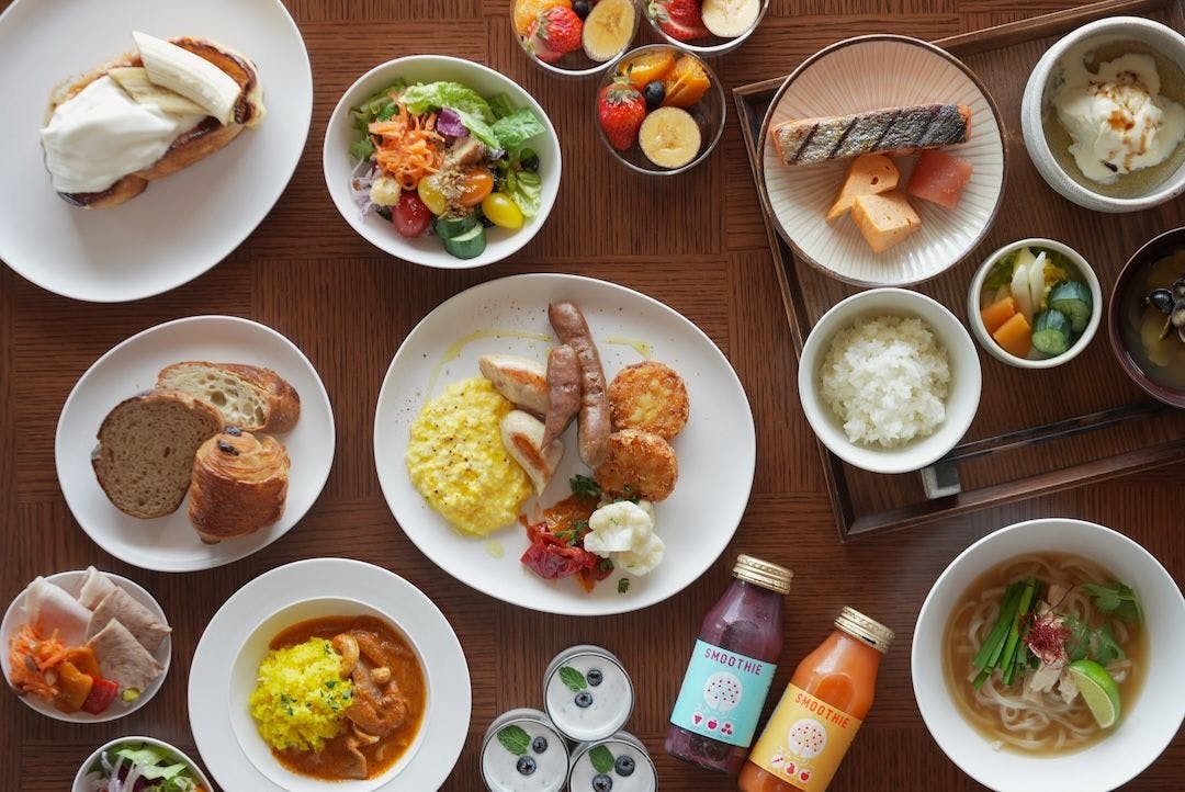 -THE KITCHEN- 7:00-10:30（L.O 10:00）