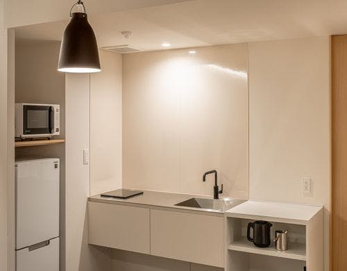 ファミリースイート｜ミニキッチンエリア