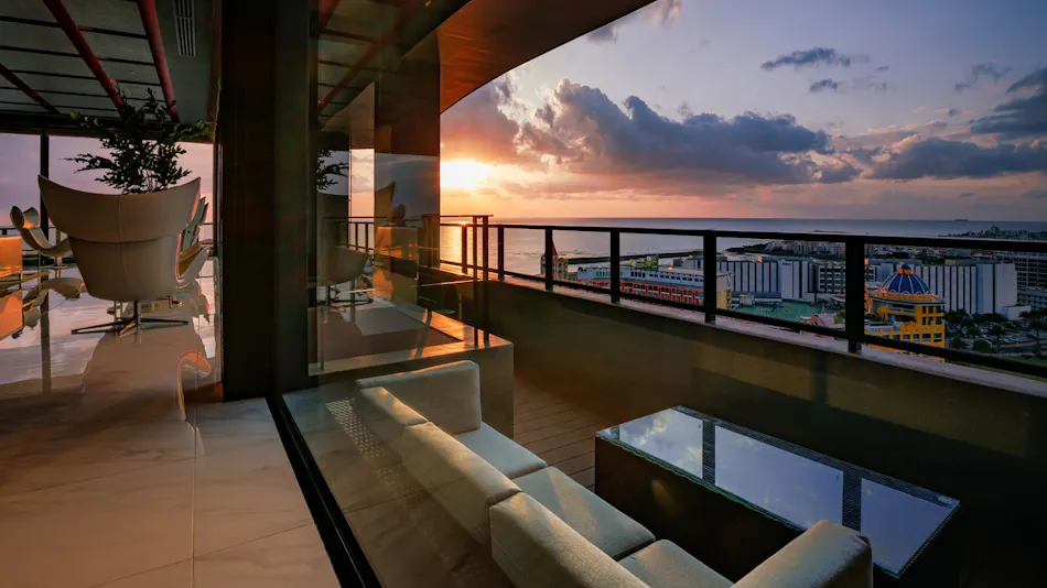 RIHGA Royal Resort Okinawa Chatan