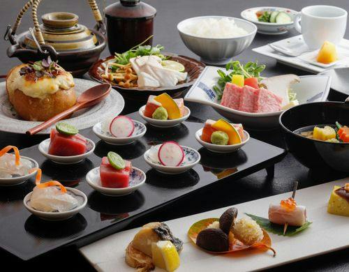 【秋】10月　会席料理（お食事一例）