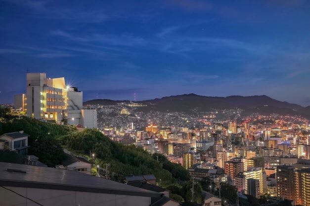 外観（夜景）