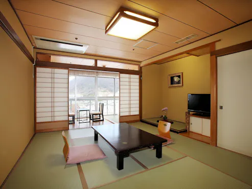 和室10畳(喫煙可) 一例