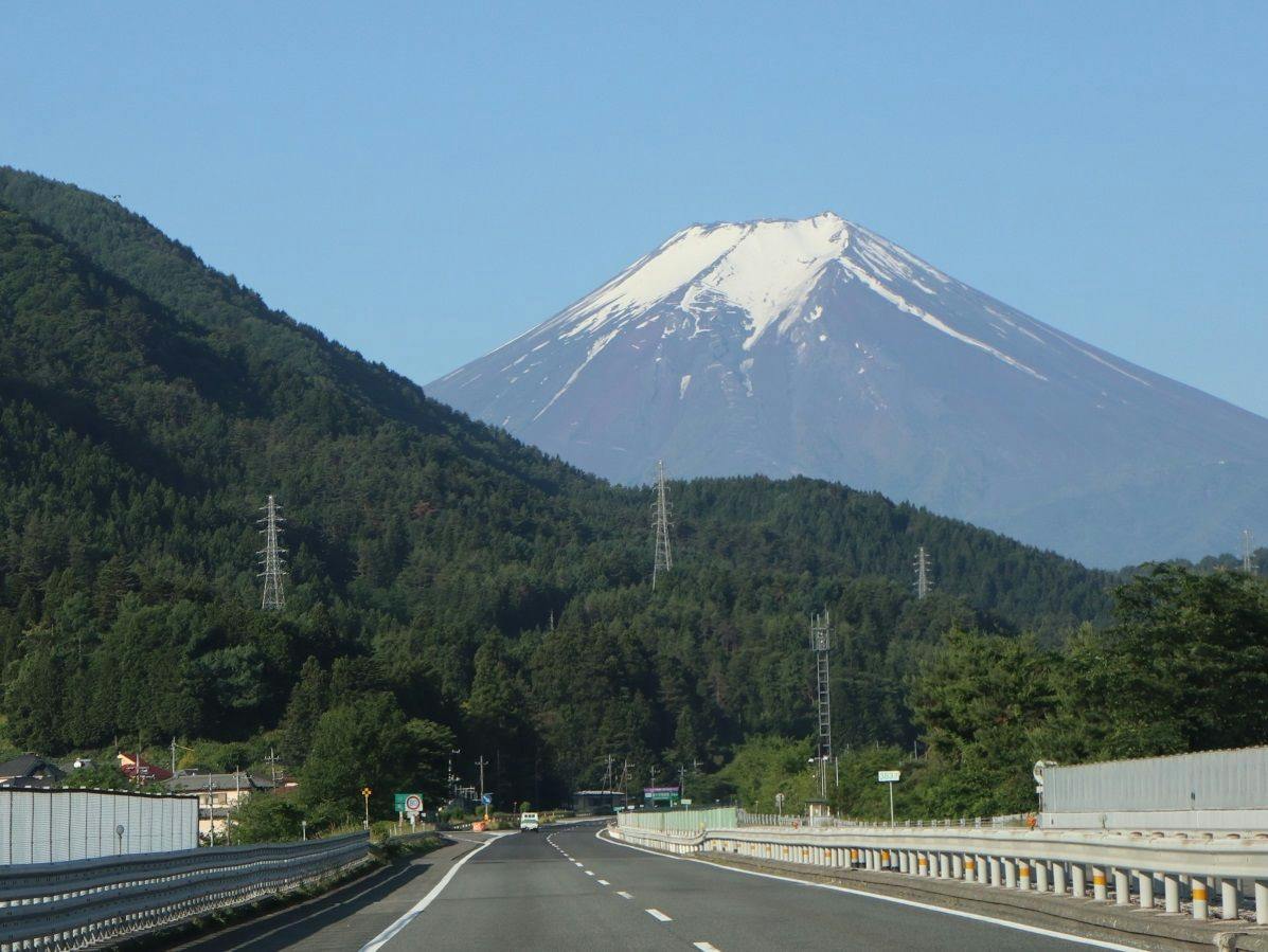 【河口湖から車で約20分／特選黒毛和牛しゃぶしゃぶ会席】実は富士山観光にも便利な温泉宿