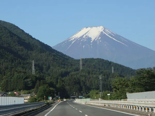 【河口湖から車で約20分/特選黒毛和牛しゃぶしゃぶ会席】実は富士山観光にも便利な温泉宿