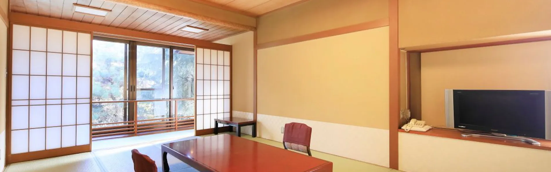 シャトレーゼホテル 旅館 富士野屋