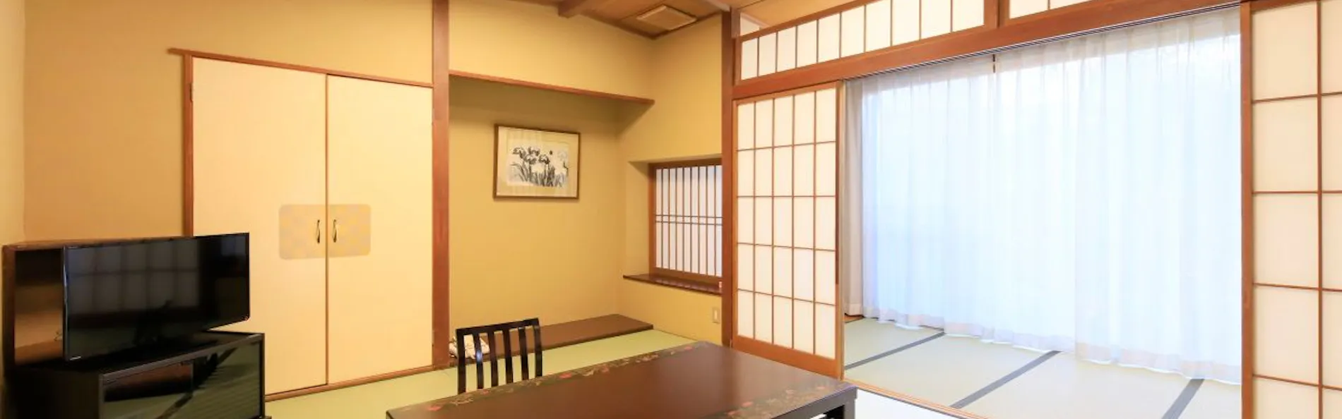 シャトレーゼホテル 旅館 富士野屋