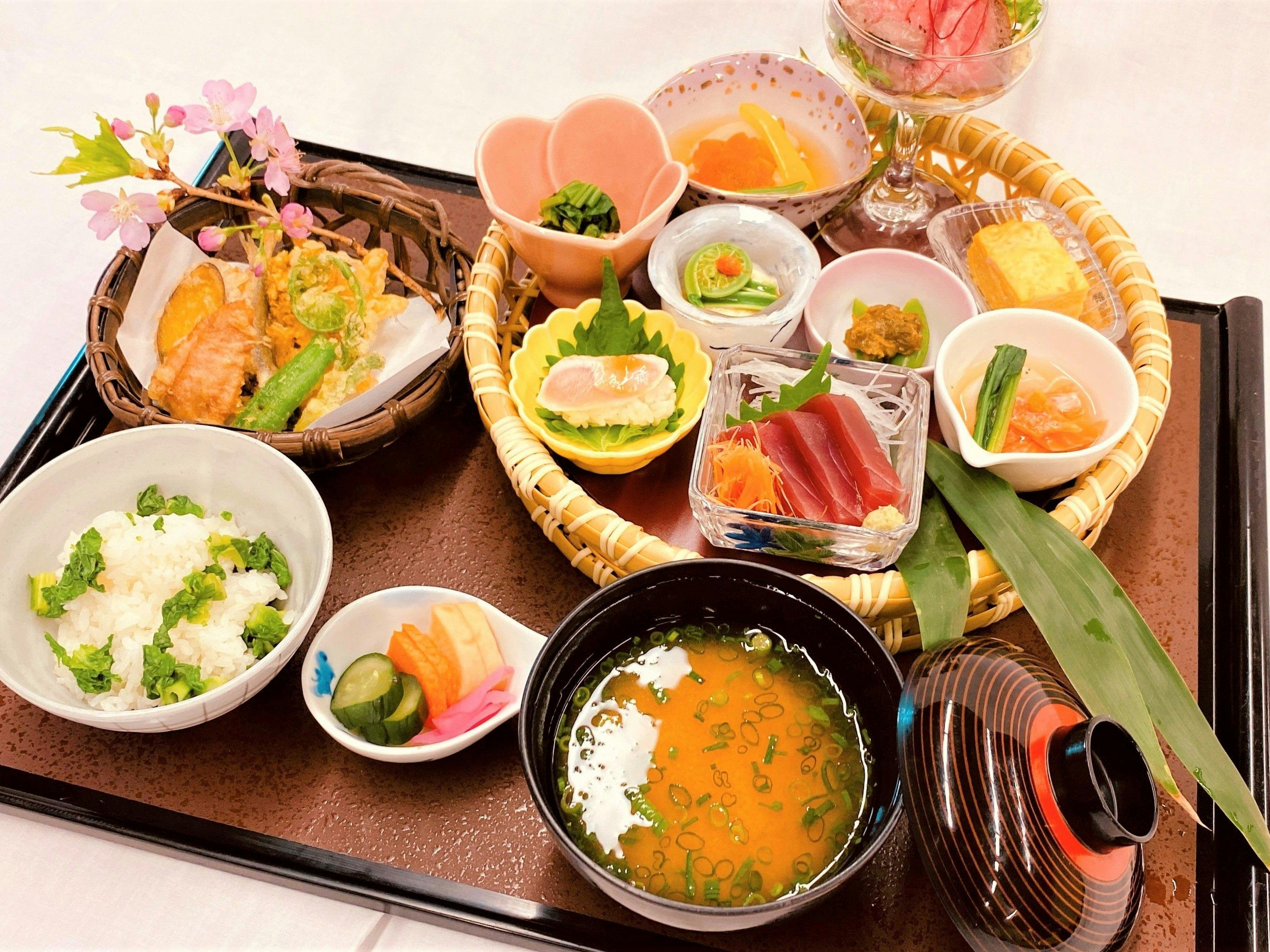 シャトレーゼホテル 旅館 富士野屋