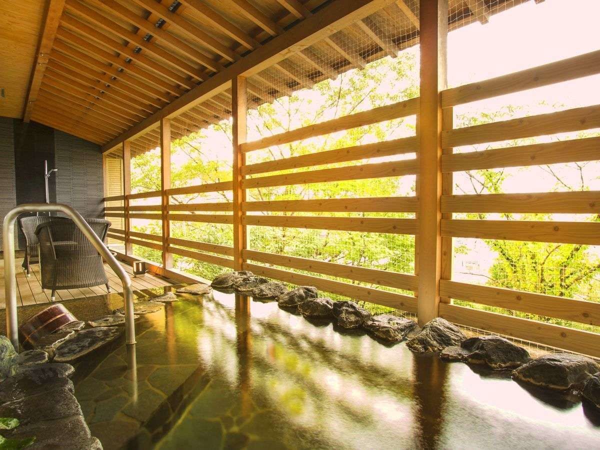 加賀山代温泉　みどりの宿　萬松閣