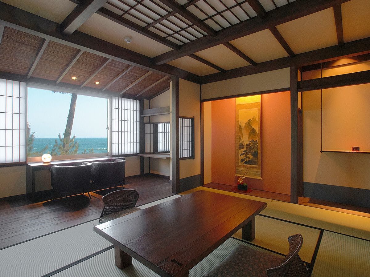 海辺の旅館　浜千代館