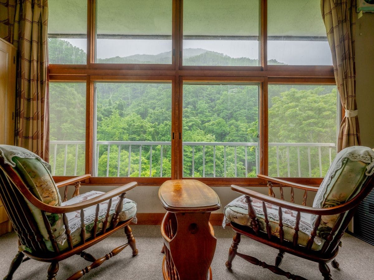 *Kamar utama bergaya Jepang (contoh kamar)/Kamar bergaya Jepang menghadap lembah